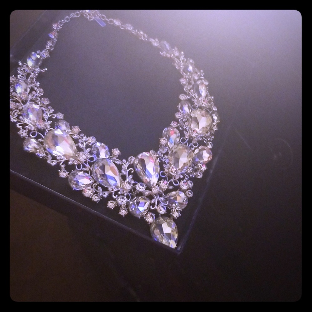 Bridal silver statement necklace